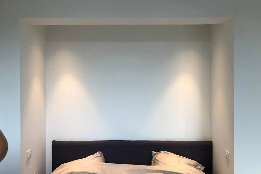 Xlsr, Lightfull Garden Apartment In The City Center Of Gent