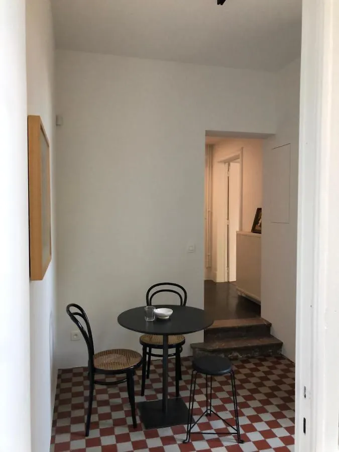 Xlsr, Lightfull Garden Apartment In The City Center Of Ghent 0*,