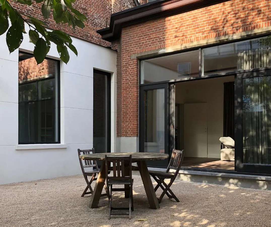 Xlsr, Lightfull Garden Apartment In The City Center Of Ghent location